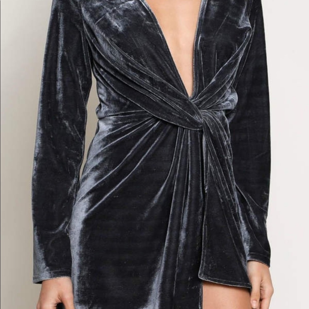 Nwt vici gold wrap dress Sz med